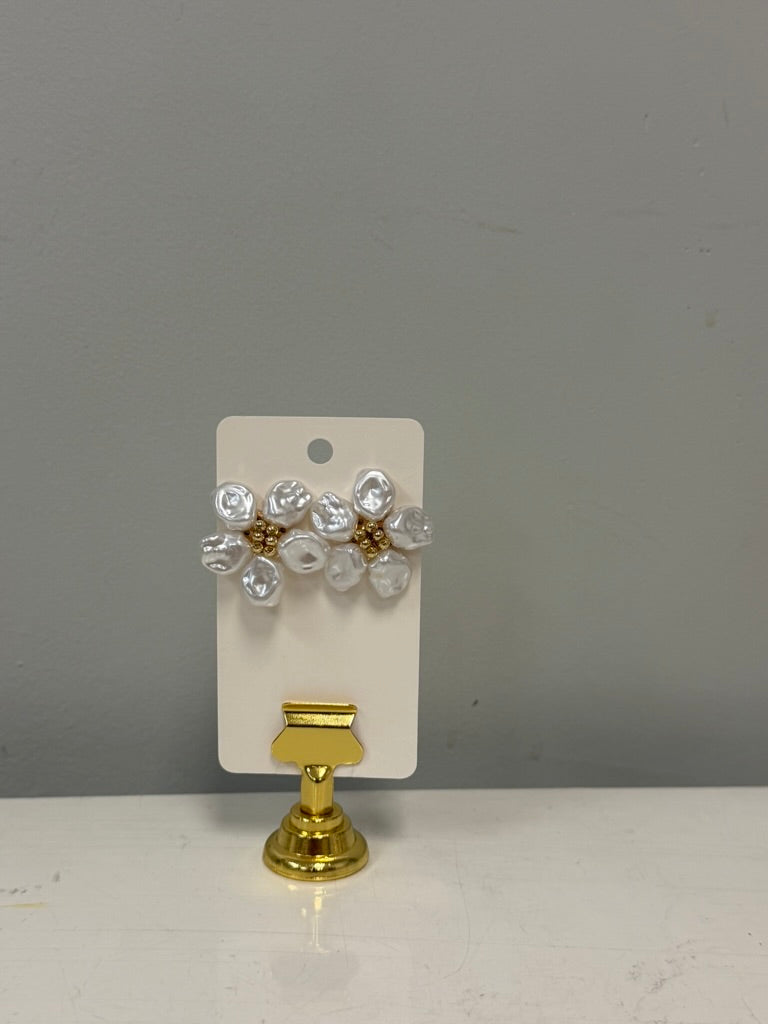The Pearl Flower Earrings