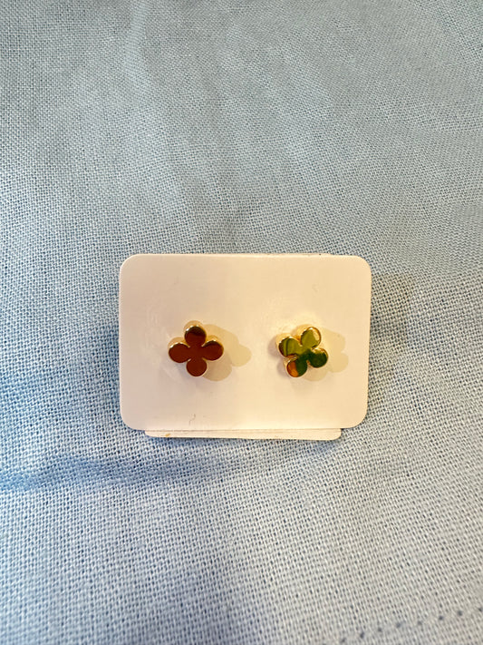 Clover Metal Studs