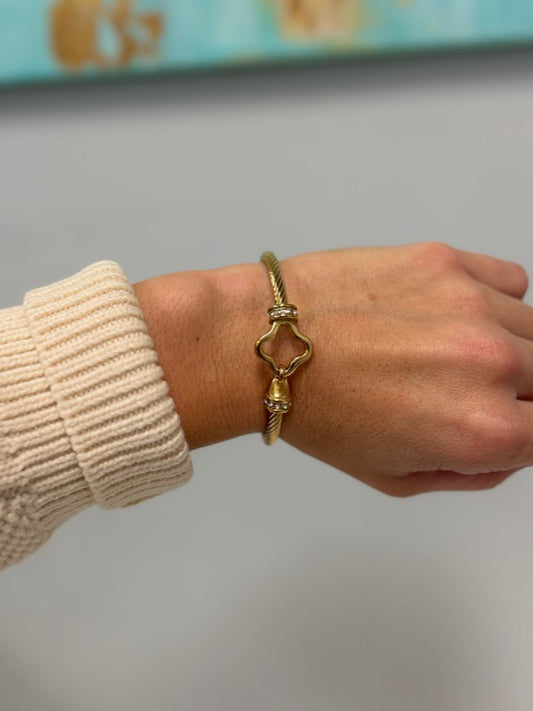 The Clover Cable Bracelet