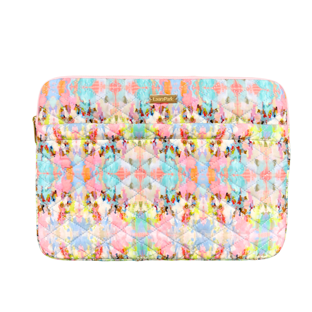 Brooks Avenue Quilted Laptop Case: One Size
