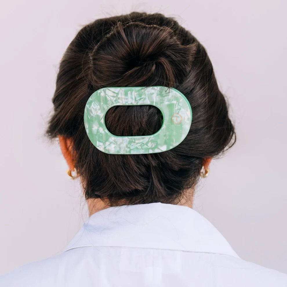 Spring Splash Medium Flat Round Hair Clip